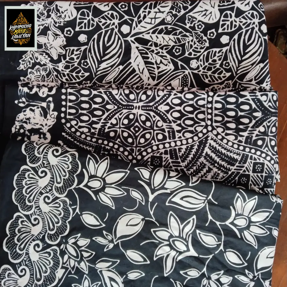 Dokumentasi kain batik perajin Laweyan di Acara Inacraft Februari 2025, foto 3
